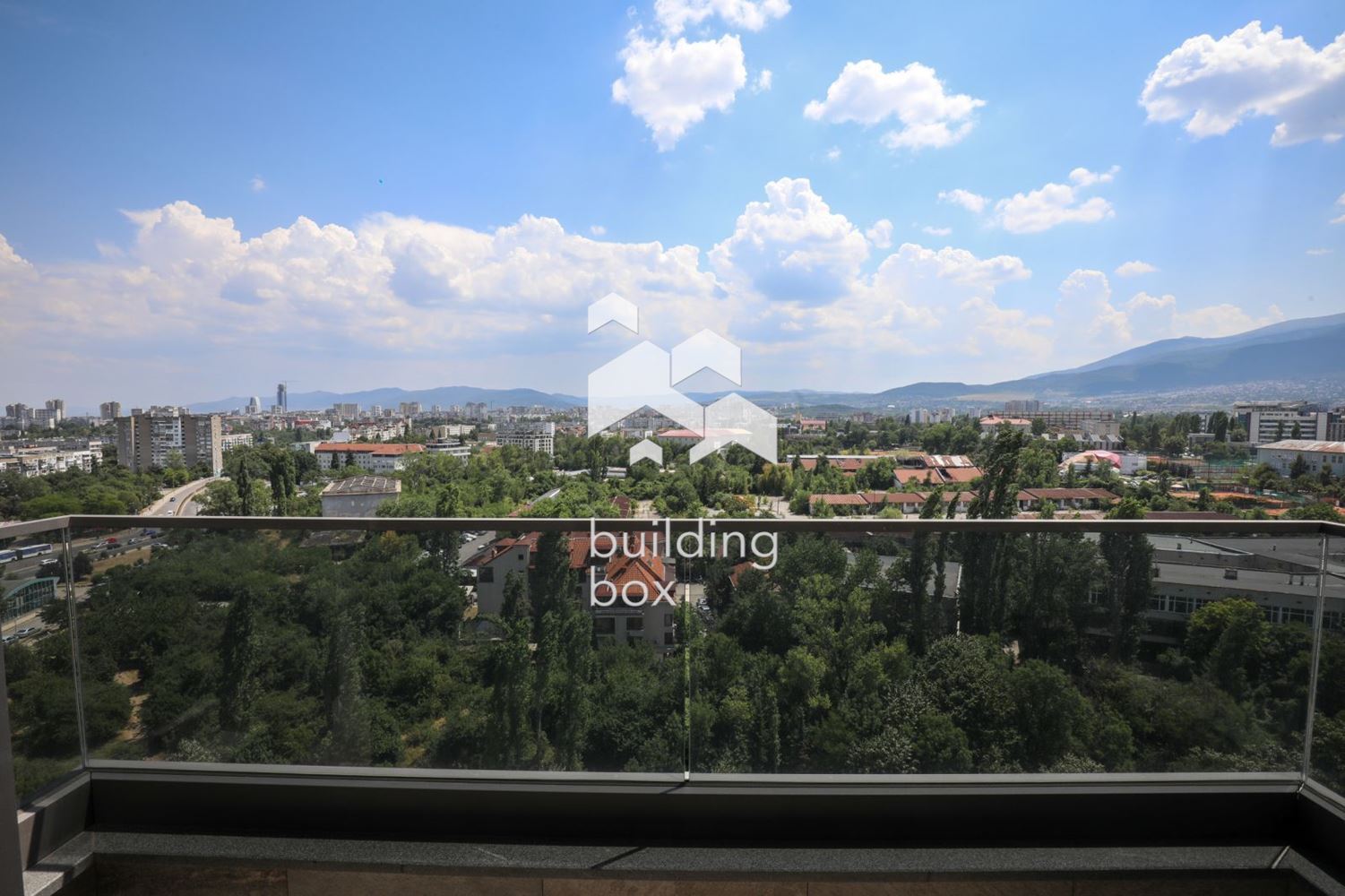 Продава 3-стаен - 0