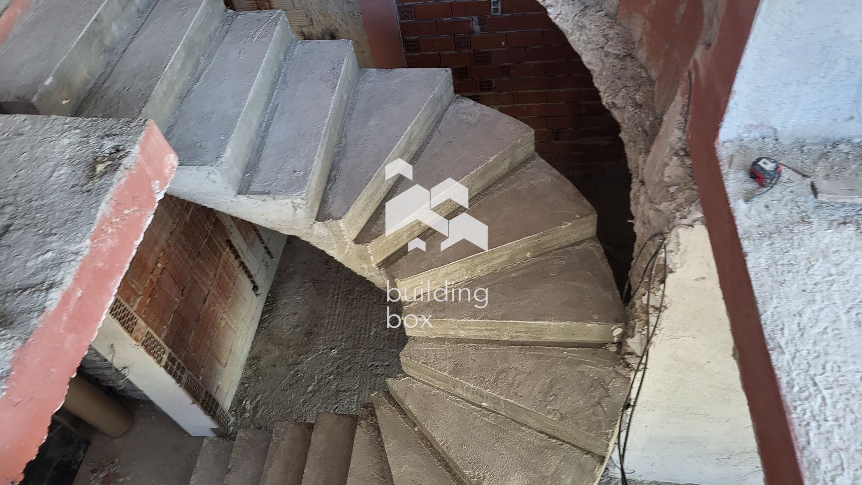 Многостаен в Хиподрума - 0