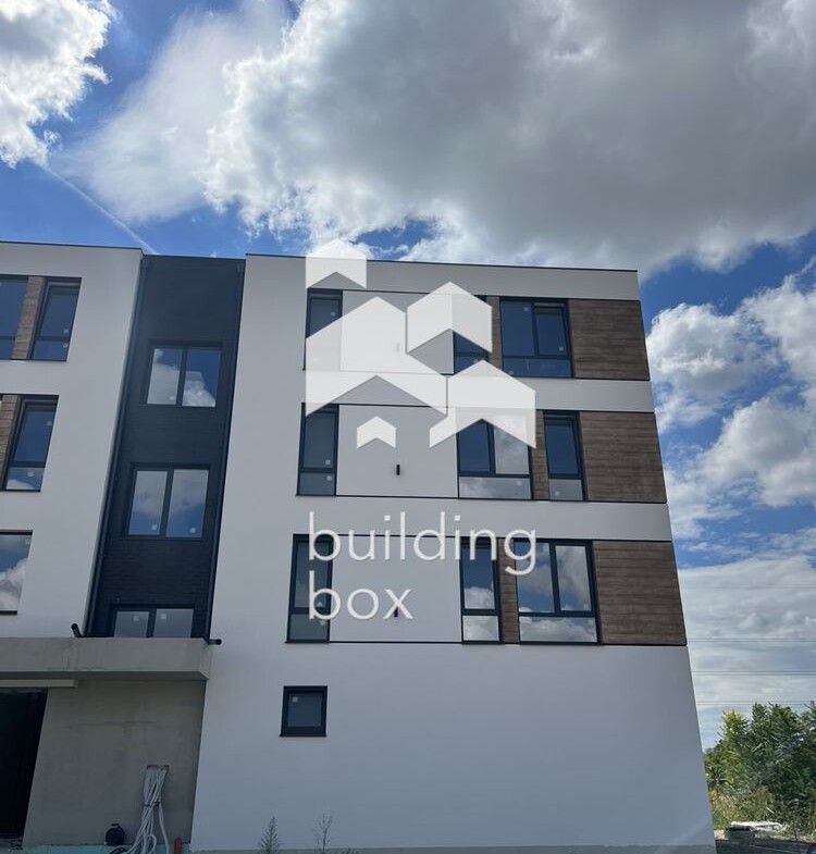 Тристаен апартамент с две паркоместа - гр. Пловдив - 0