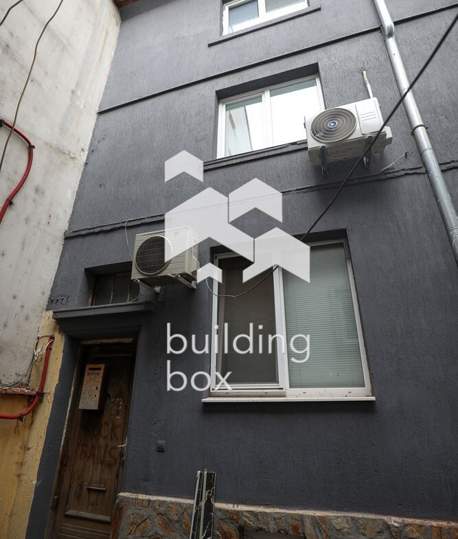 Двустаен апартамент - Център - 0