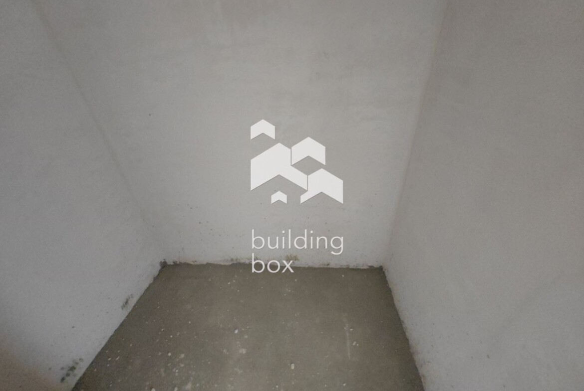 Двустаен апартамент - кв. Южен - 0