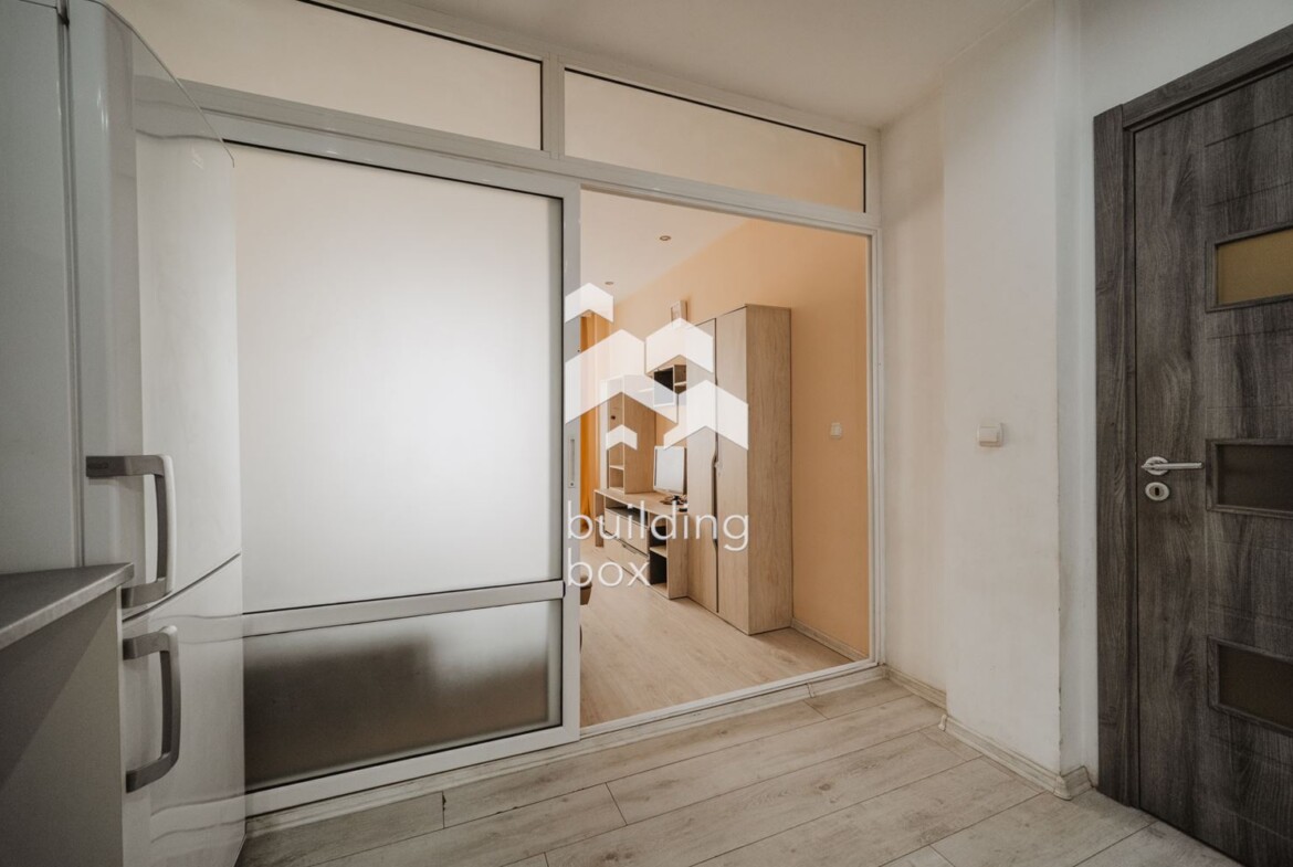 Двустаен напълно обзаведен апартамент - 0