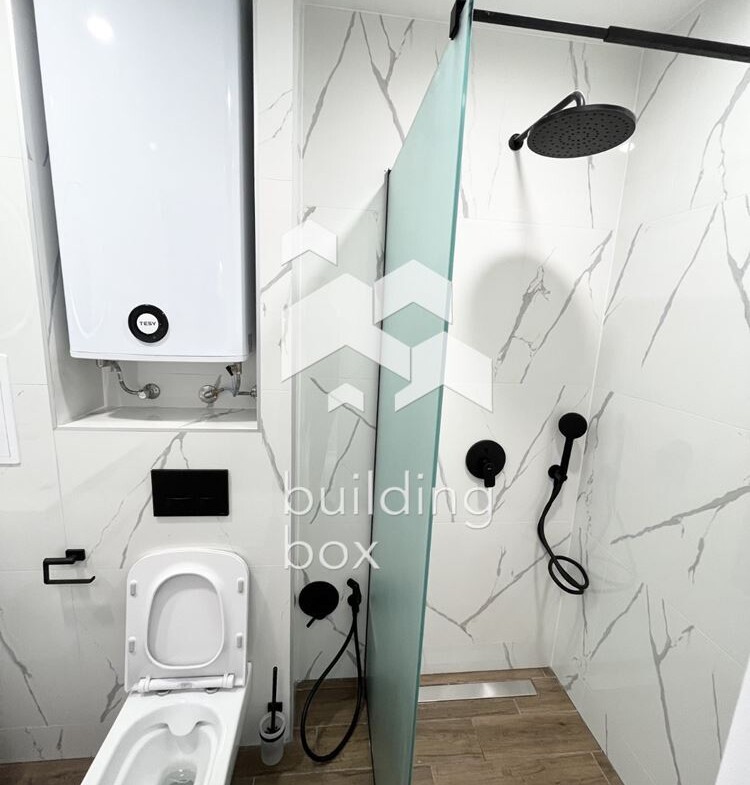 Двустаен обзаведен апартамент - кв. Христо Смирненски - 0