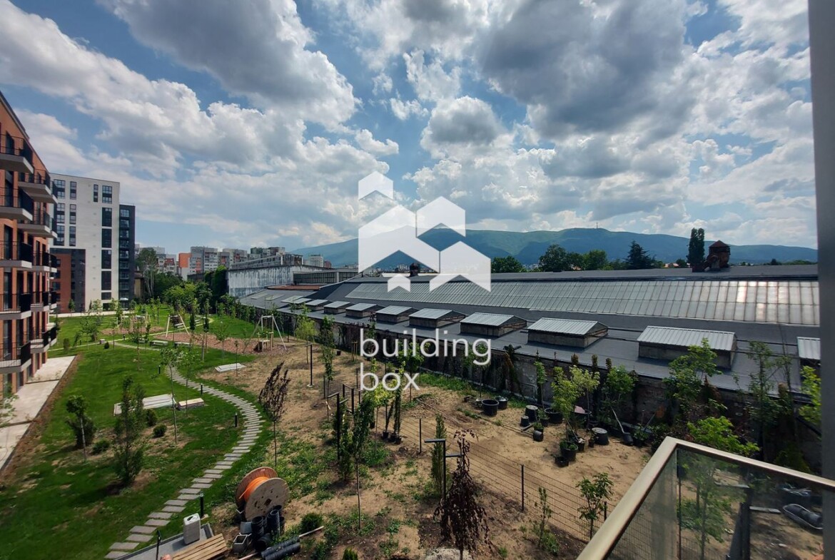 Продава тристаен апартамент - 0