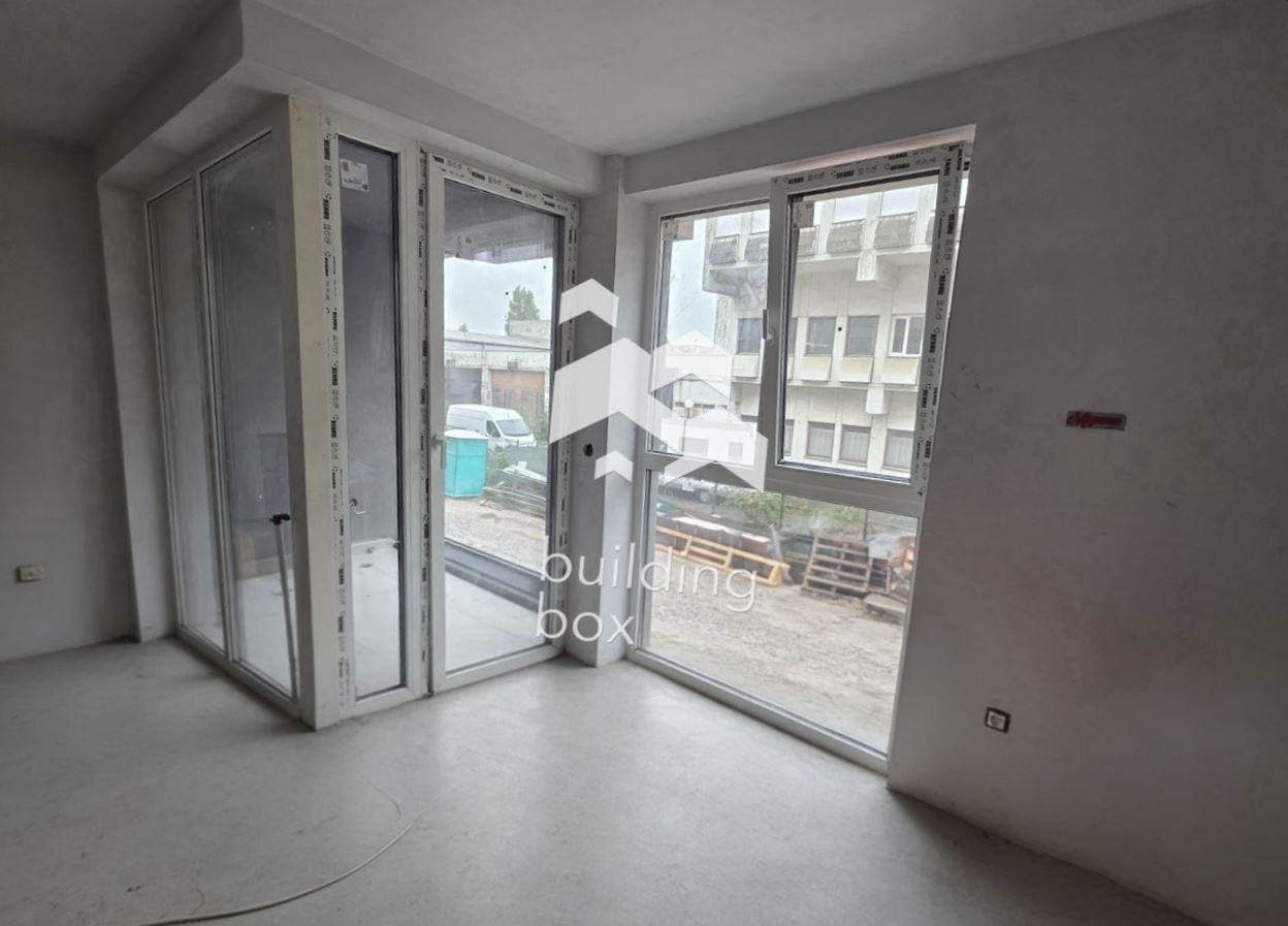 Тристаен апартамент - кв. Полигона - 0