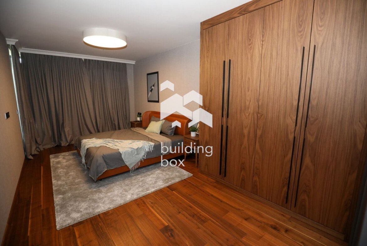 Продава 3-стаен - 0