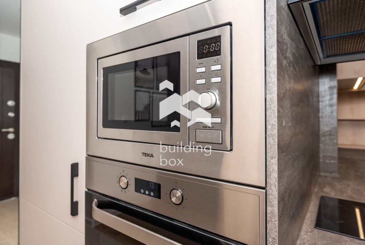 Обзаведен едностаен апартамент - кв. Христо Смирненски - 0