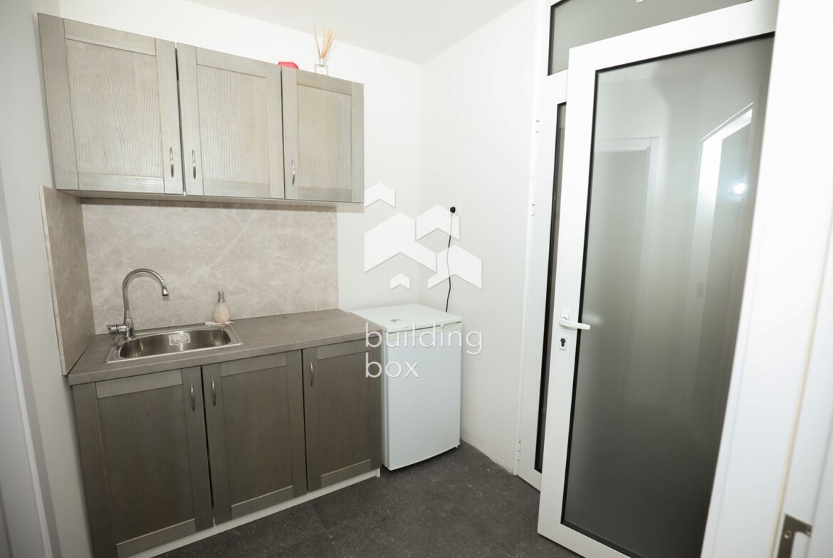 Луксозна Офис Сграда на Околовръстен Път - 0