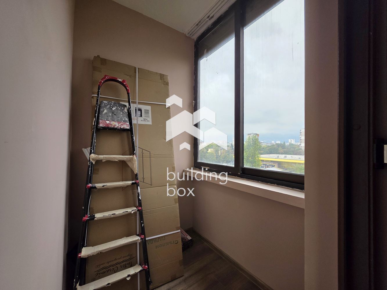 Двустаен апартамент - кв. Хиподрума - 0