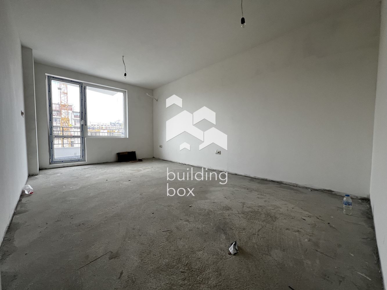 Тристаен апартамент в Оборище - 0