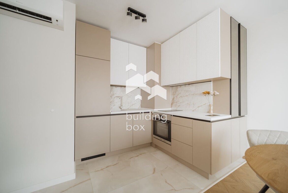 Двустаен обзаведен в един от най-предпочитаните комплекси в гр. Варна - 0