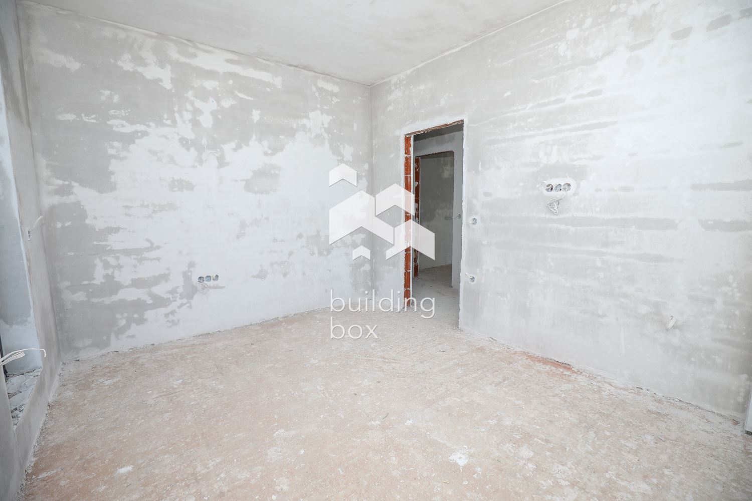 Къща на 20 минути от центъра на град София - 0