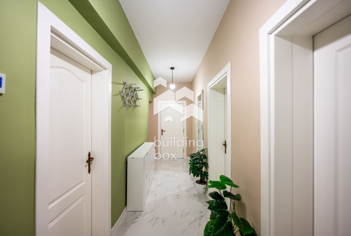 Тристаен апартамент - кв. Гагарин - 0