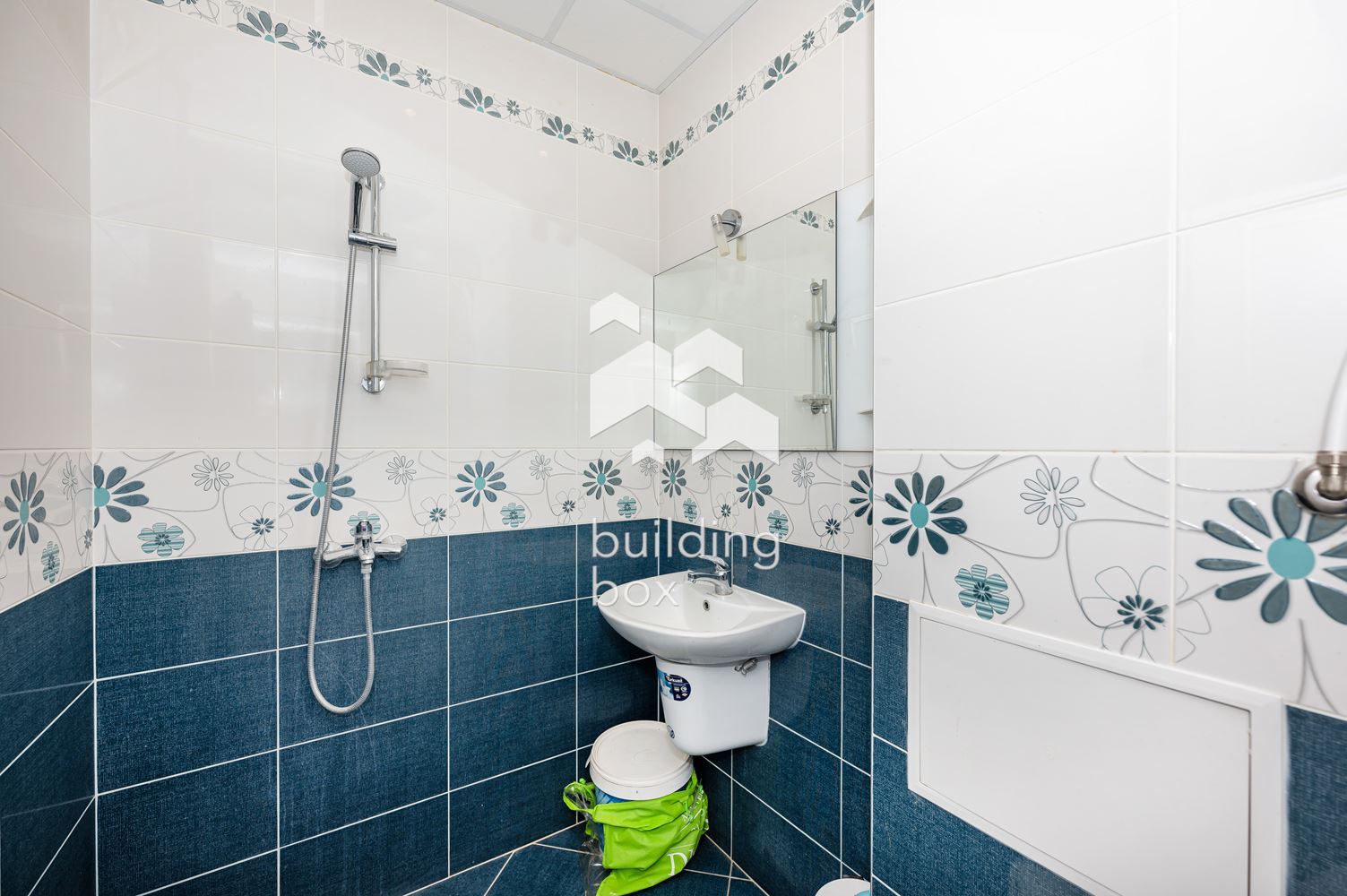 Обзаведена боксониера - кв. "Тракия" - 0