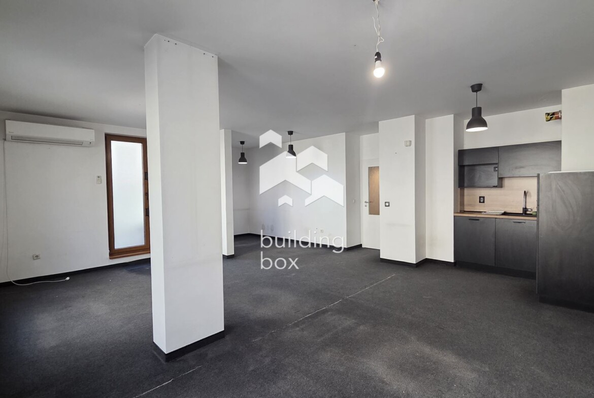 3-стаен апартамент в Гео Милев - 0