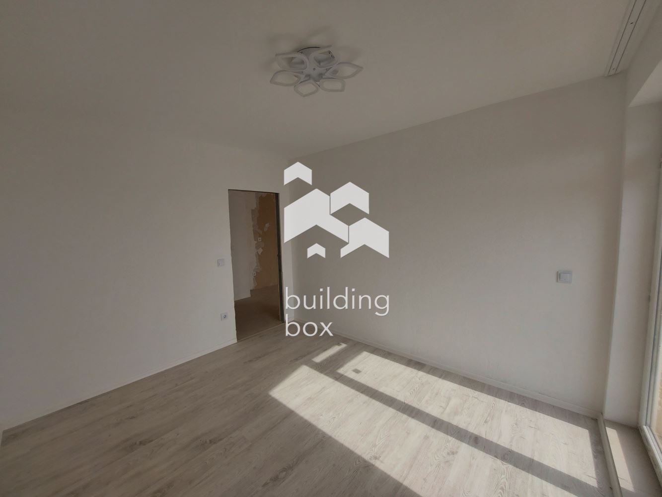 Продава двустаен апартамент - 0