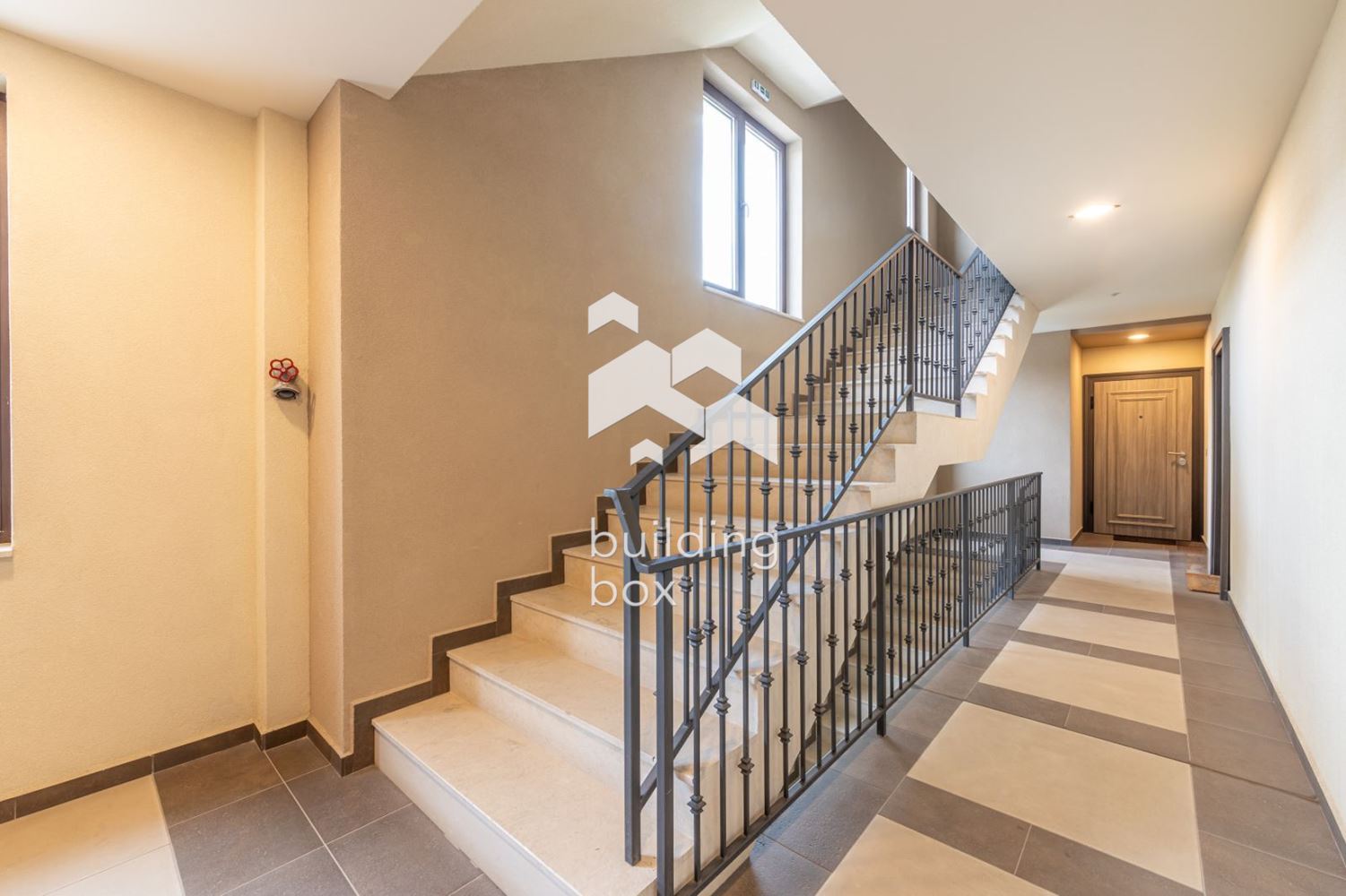 Лукс, простор и море – апартамент в бутикова сграда до к.к. Св. Св. Константин и Елена - 0