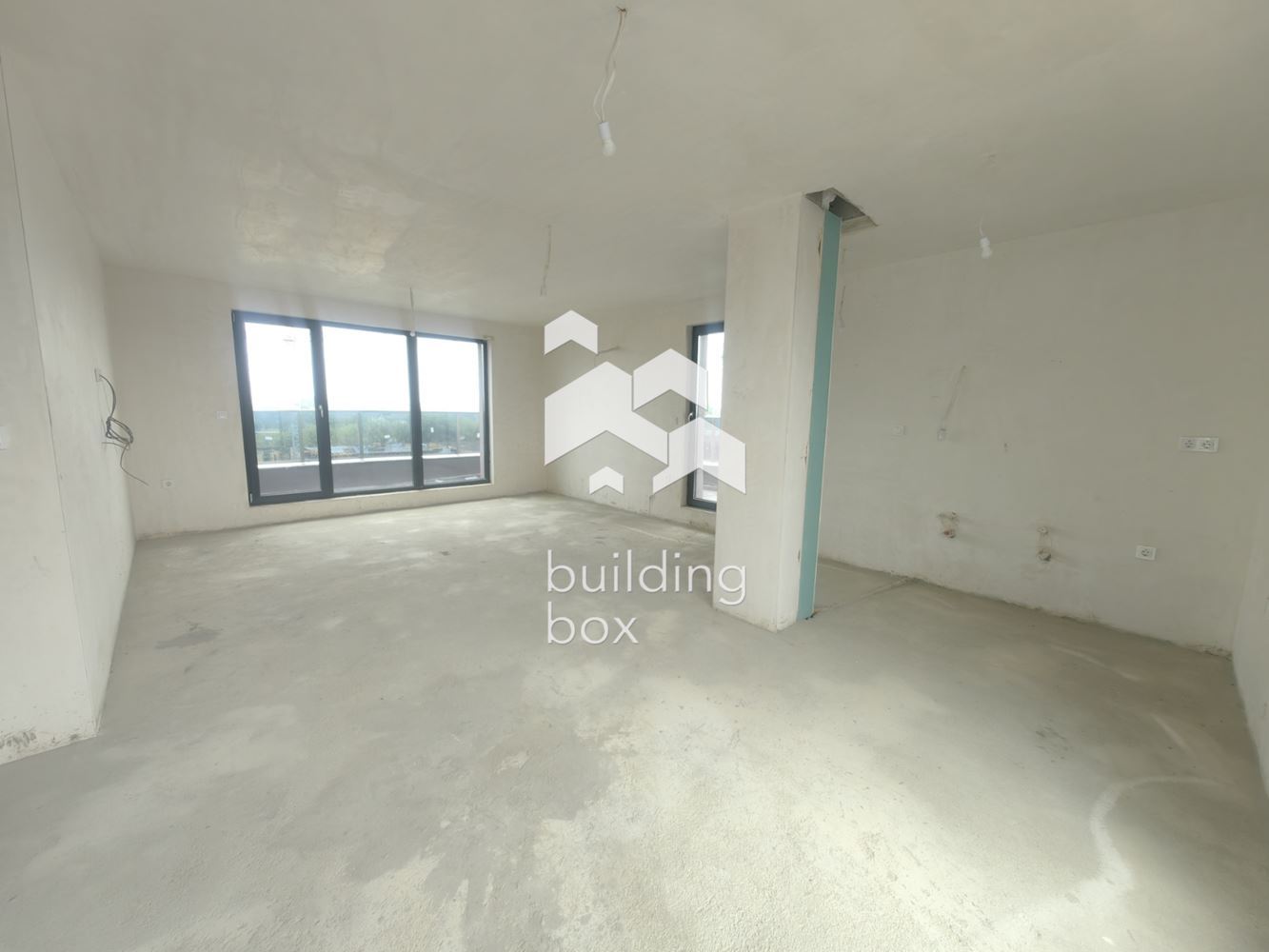 Тристаен апартамент пред АКТ16 - до "ПУ" нова сграда - 0