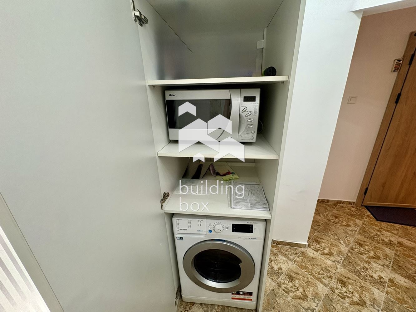 Двустаен апартамент в Центъра - 0