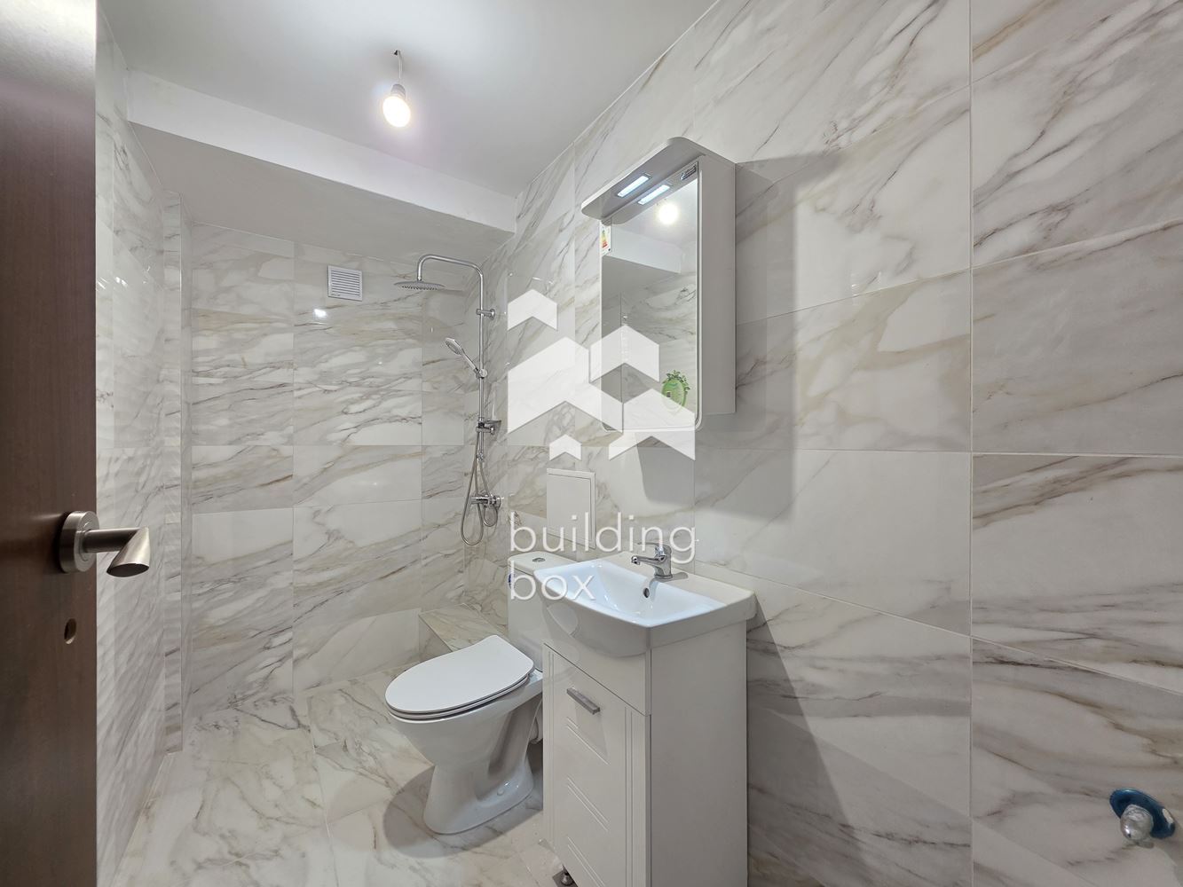 Двустаен апартамент - кв. Хиподрума - 0