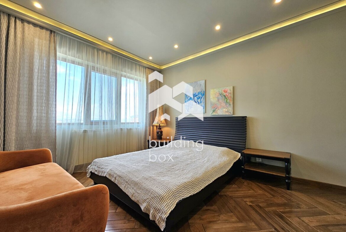 Четиристаен апартамент в престижния комплекс Maxi - 0