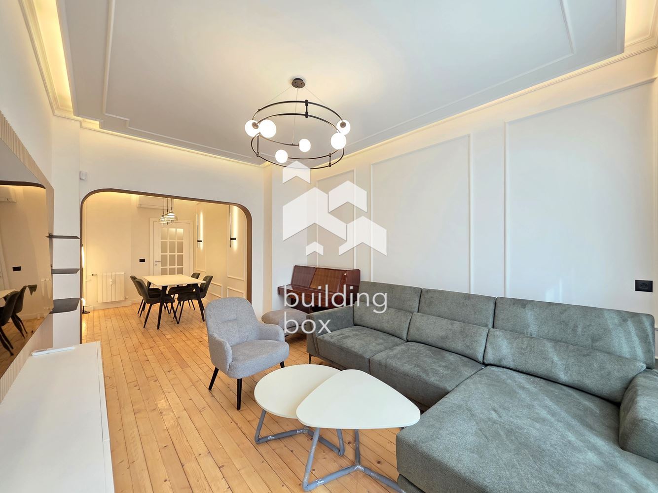 Тристаен апартамент в идеален Център - 0