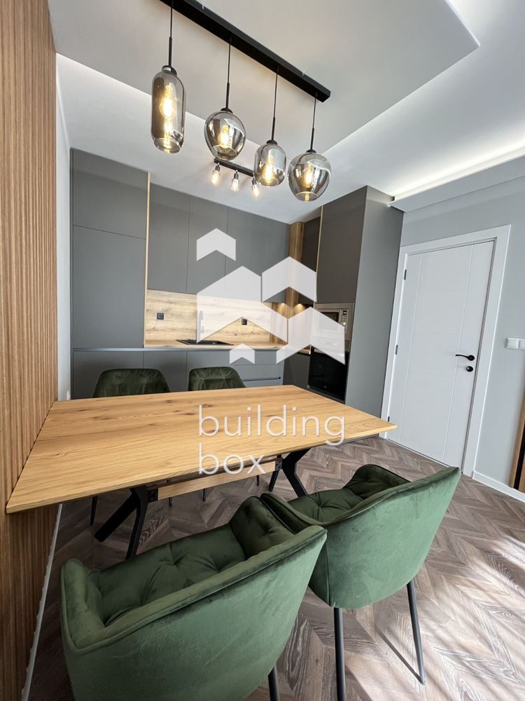 Двустаен обзаведен апартамент - кв. Христо Смирненски - 0