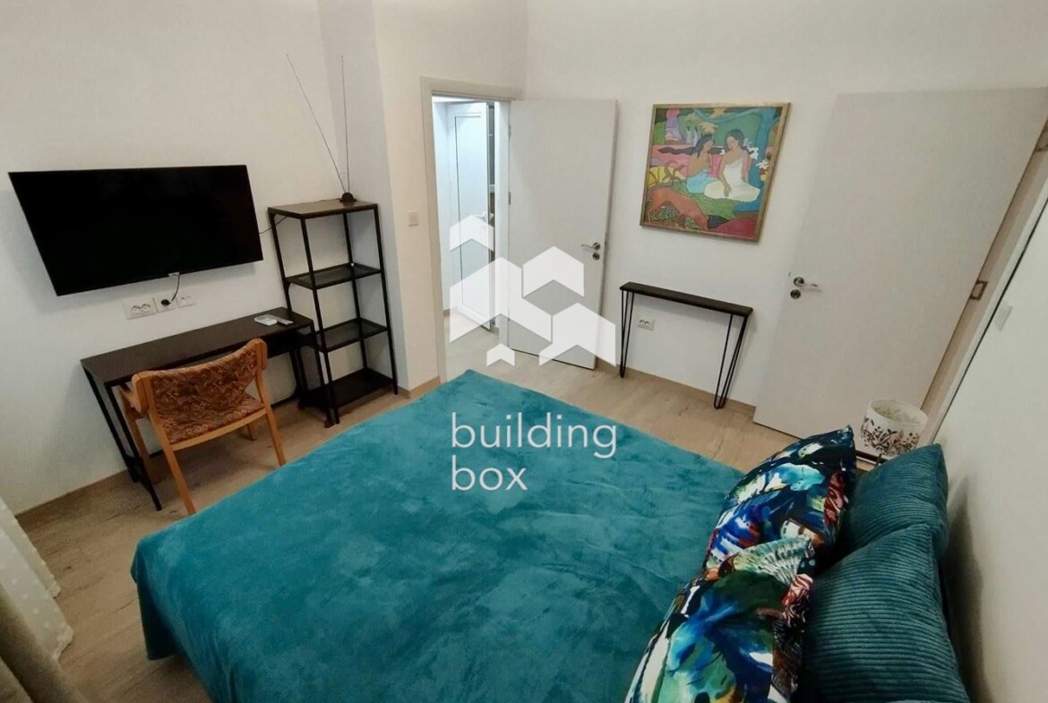 Двустаен апартамент в Центъра - 0