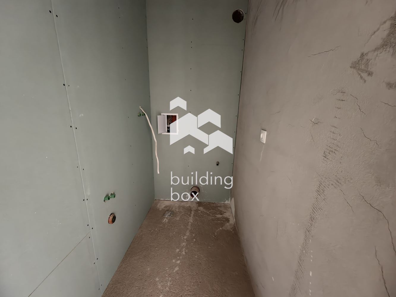 Тристаен апартамент с АКТ 16 - кв. Южен - 0