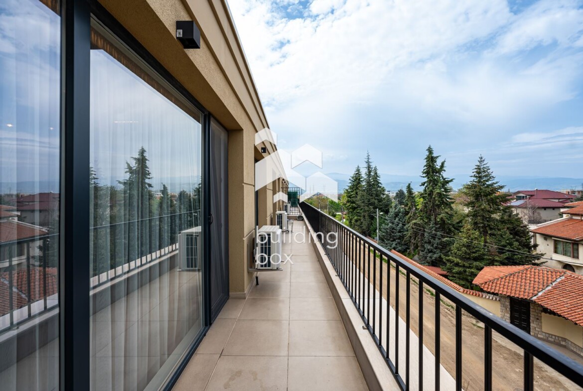 Многостаен обзаведен апартамент - кв. "Беломорски" - 0