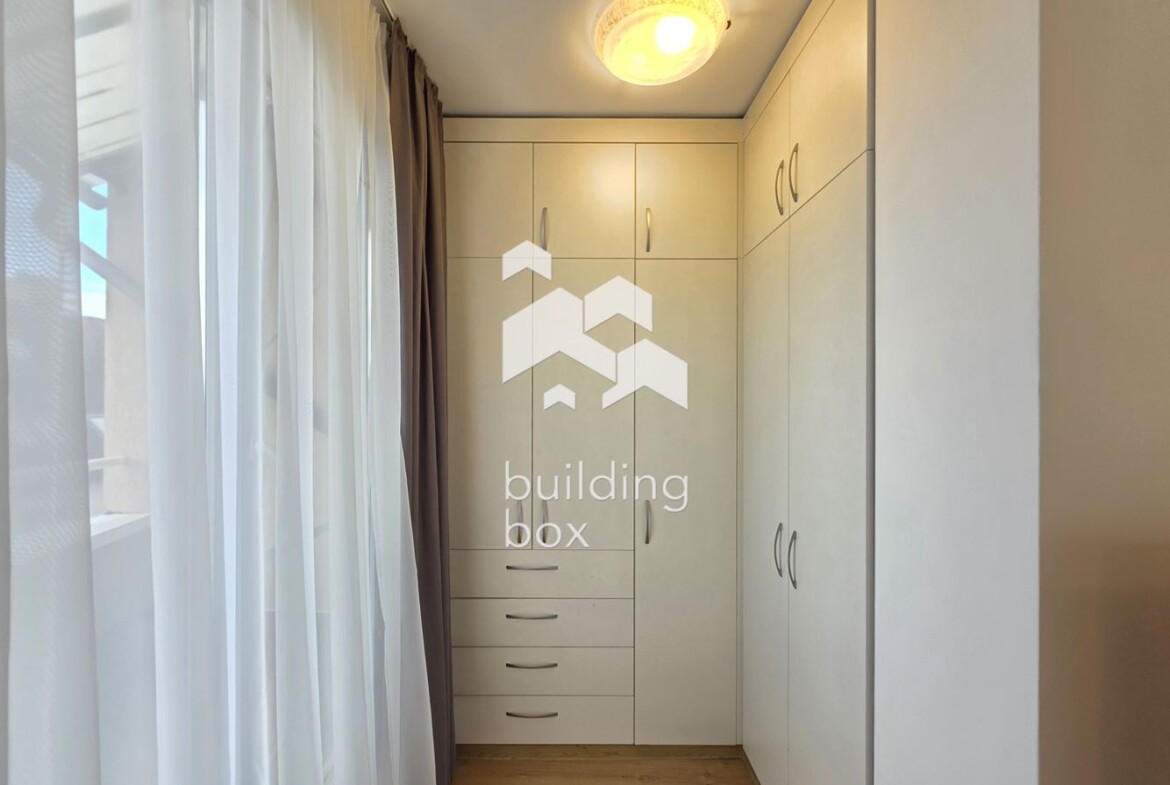 Просторен многостаен апартамент в Лозенец - 0