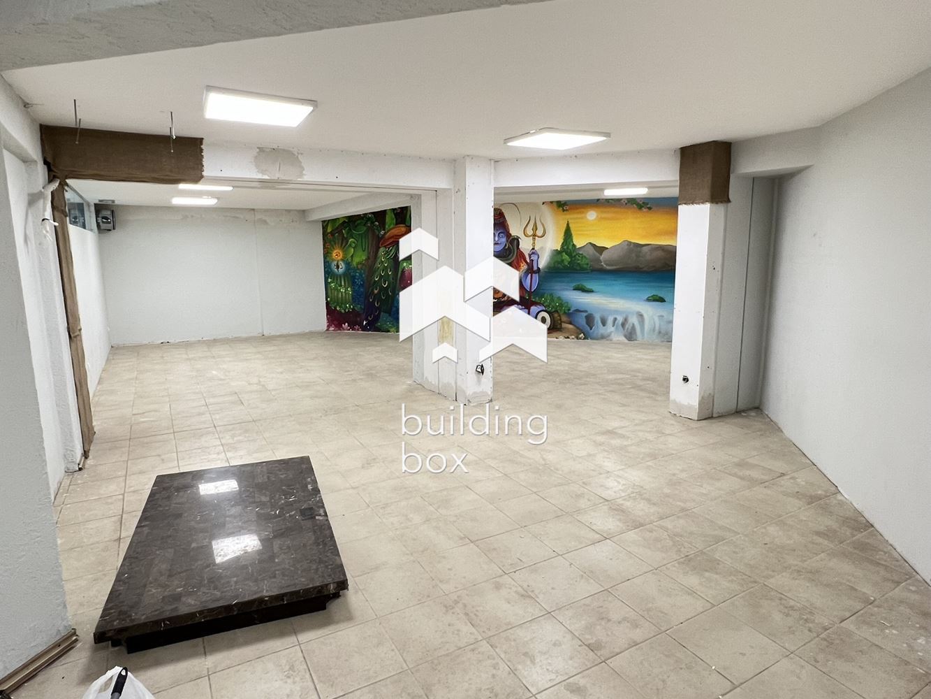 Търговска площ в ж.к. БОРОВО се отдава под наем! - 0