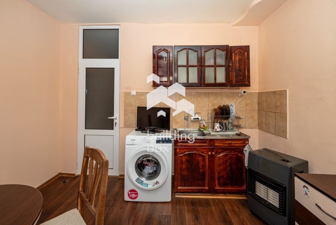 Двустаен обзаведен апартамент - кв. "Изгрев" - 0