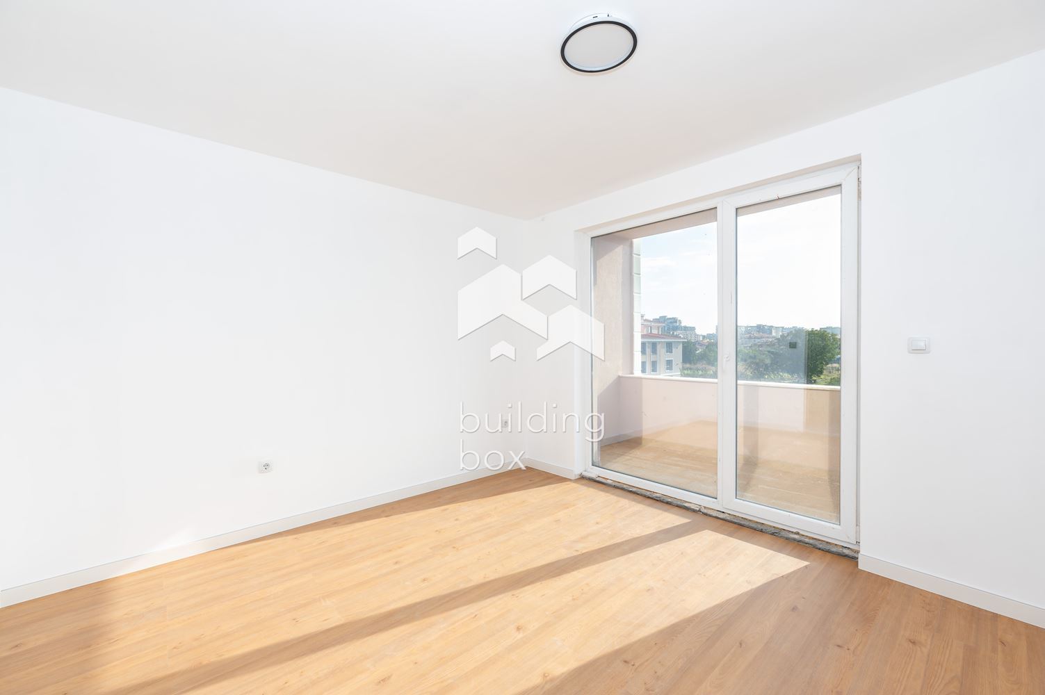 Тристаен апартамент пред АКТ16 - кв. Остромила - 0