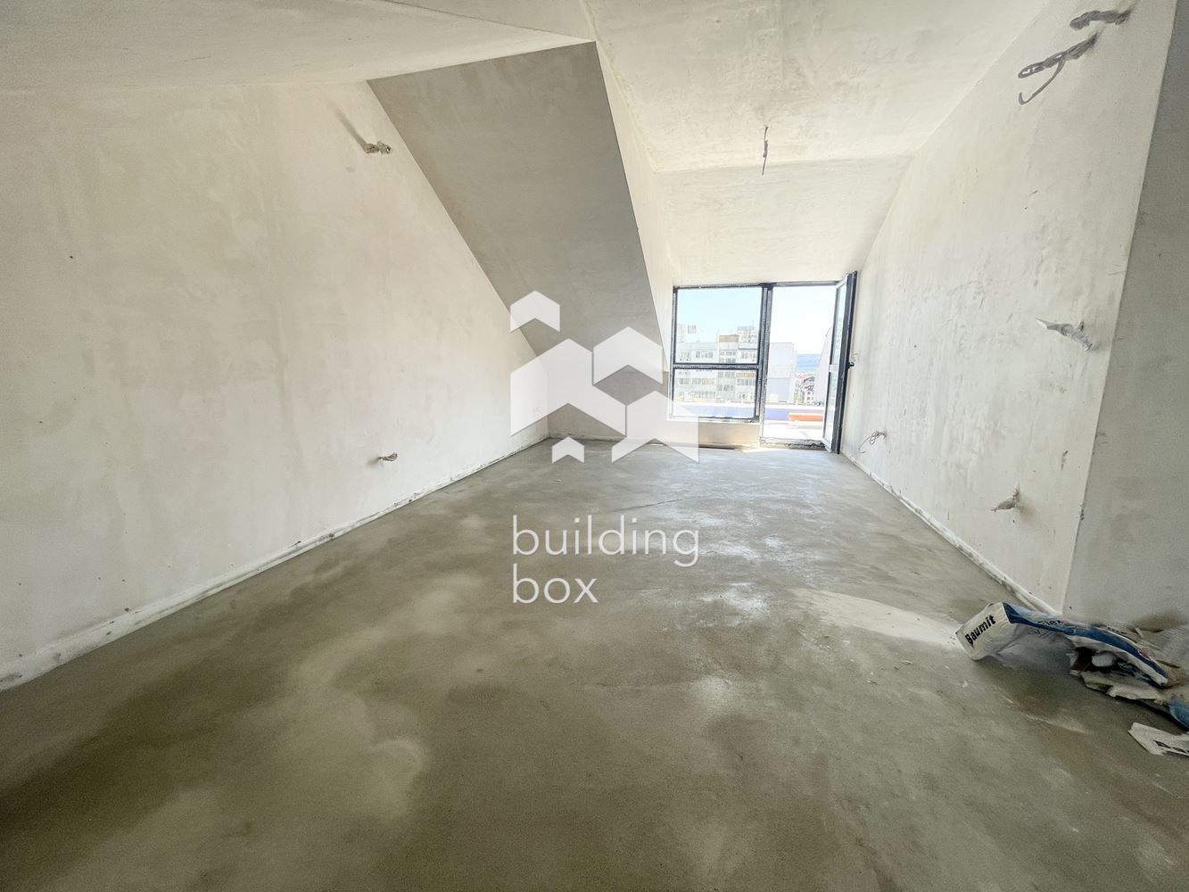 Тристаен апартамент в кв. Левски пред Акт 15 - 0