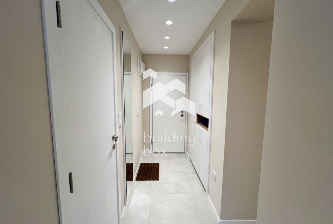 Двустаен апартамент в Лозенец - 0