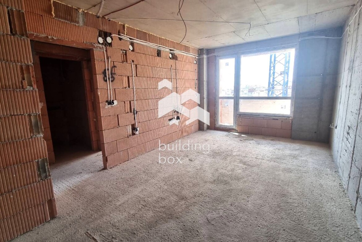 Двустаен западен апартамент в сграда с Акт 14. - 0