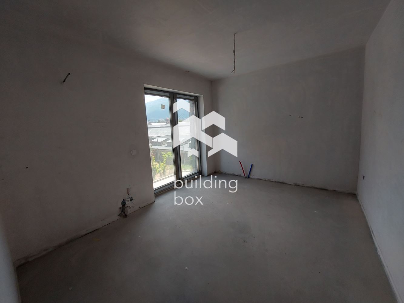 Продава тристаен апартамент - 0