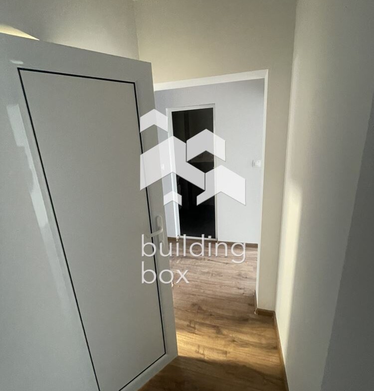 Прекрасен Тухлен Апарамент на Отлична Локация - 0