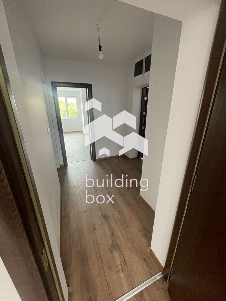 Прекрасен Тухлен Апарамент на Отлична Локация - 0