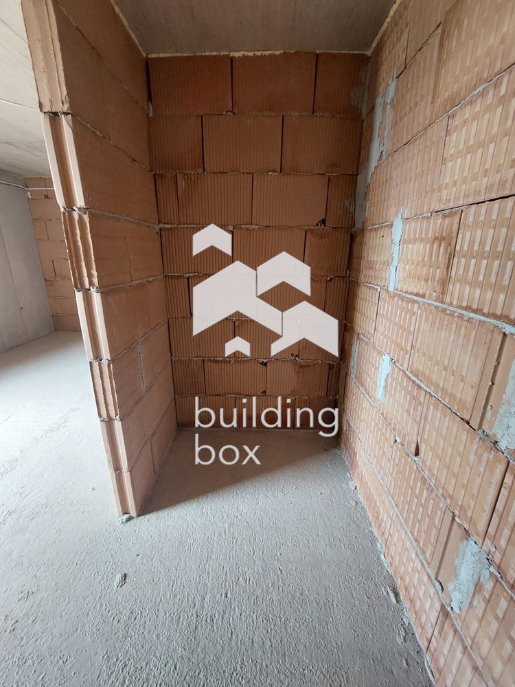 Тристаен апартамент - кв. Младежки хълм - 0