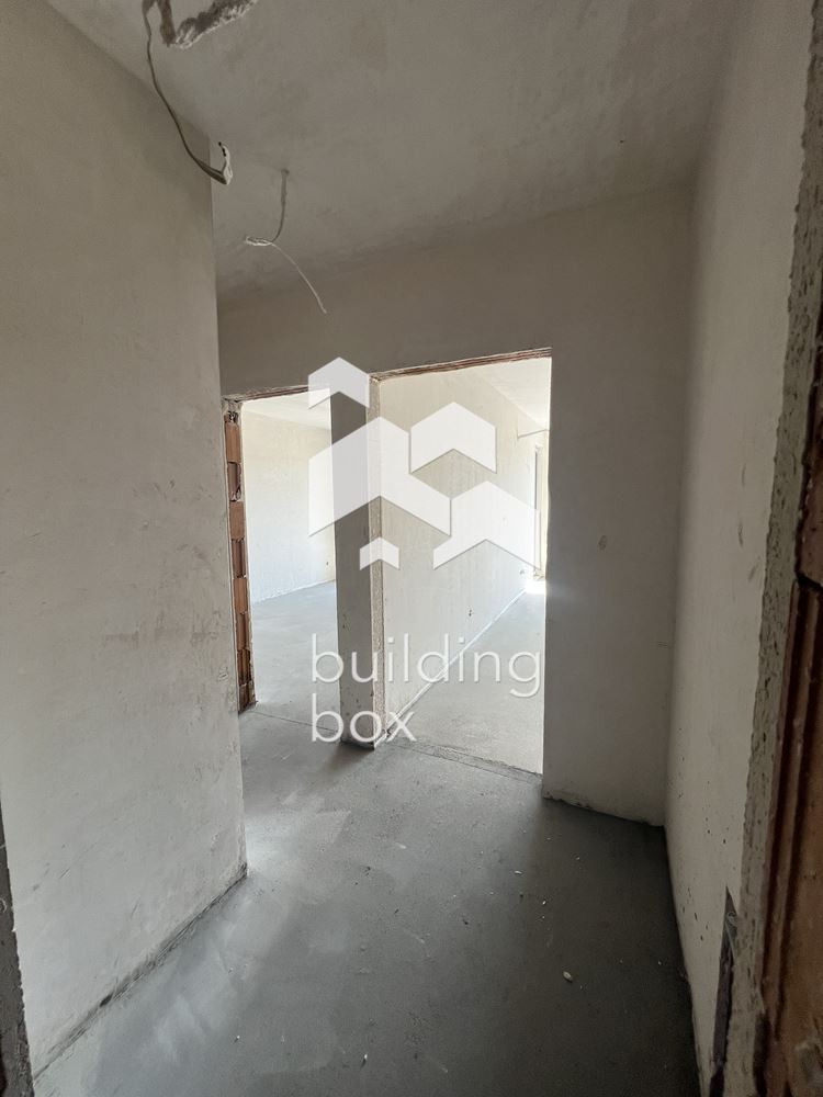 Тристаен апартамент в нова модерна сграда – Централна София