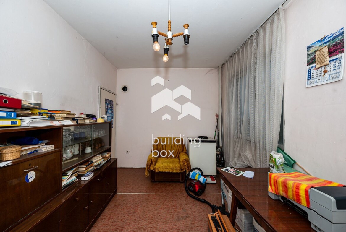 Тристаен апартамент в южната част на гр. Пловдив - 0