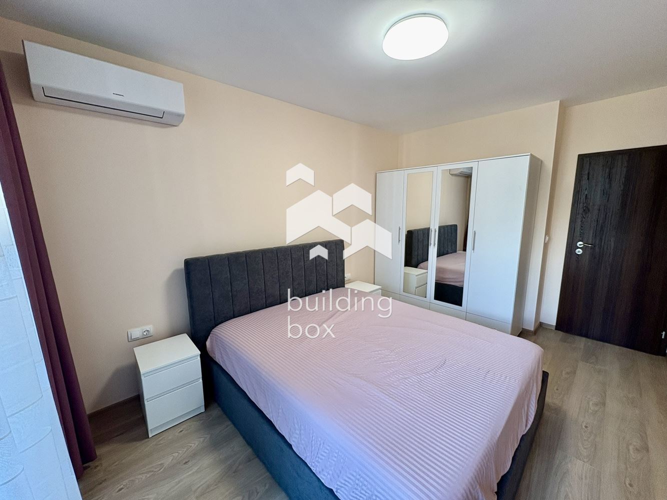 Двустаен апартамент в кв. Малинова долина - 0