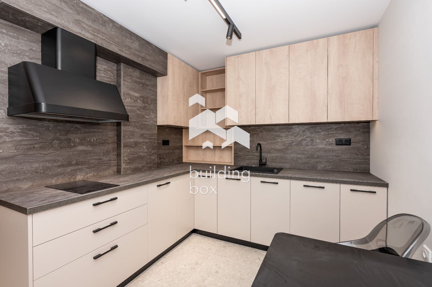 Обзаведен едностаен апартамент – кв. Христо Смирненски