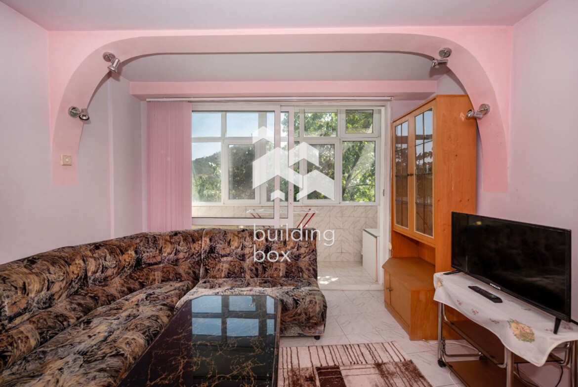 Двустаен апартамент - кв. "Христо Смирненски" - 0