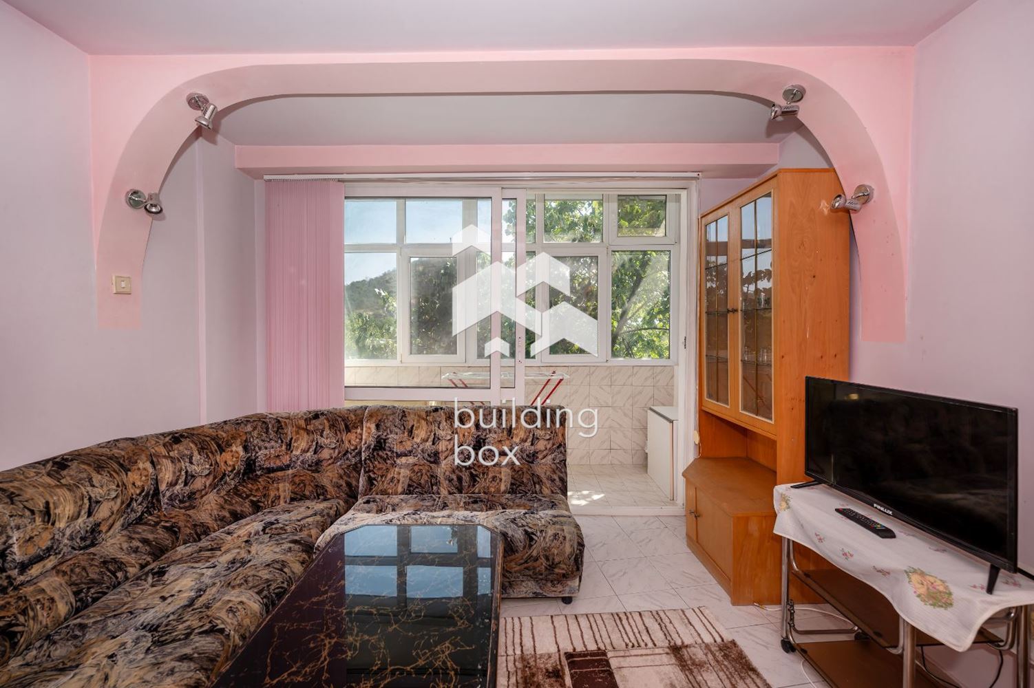 Двустаен апартамент – кв. “Христо Смирненски”