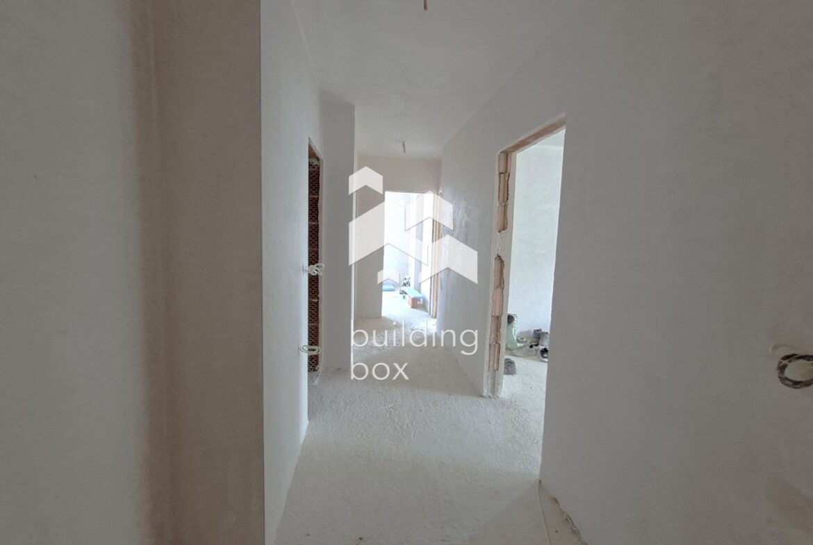 Тристаен апартамент в новострояща се сграда в кв.Изгрев - 0