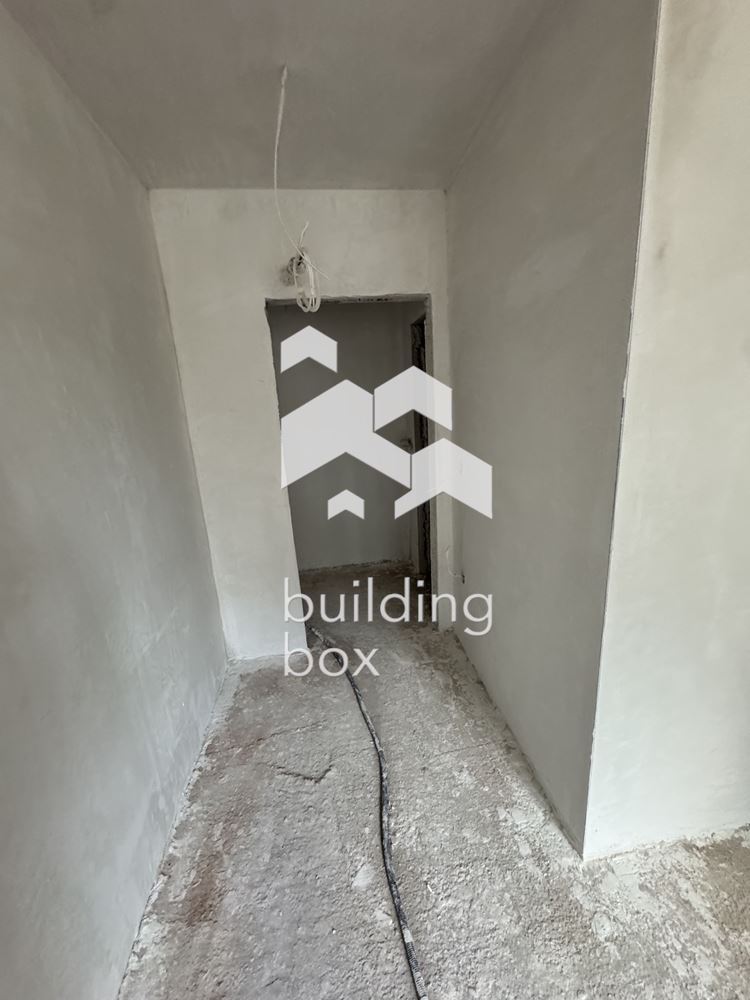 Продава тристаен апартамент в Малинова долина - 0