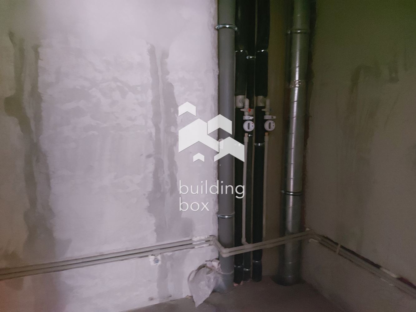 Продава тристаен апартамент - 0